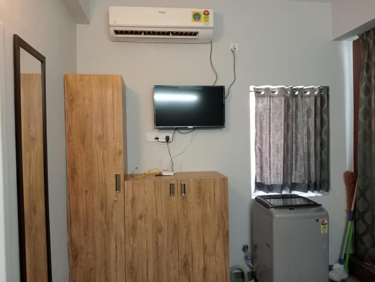 Season 4 Residences - 1Bhk Furnished Apartments Chennai Extérieur photo