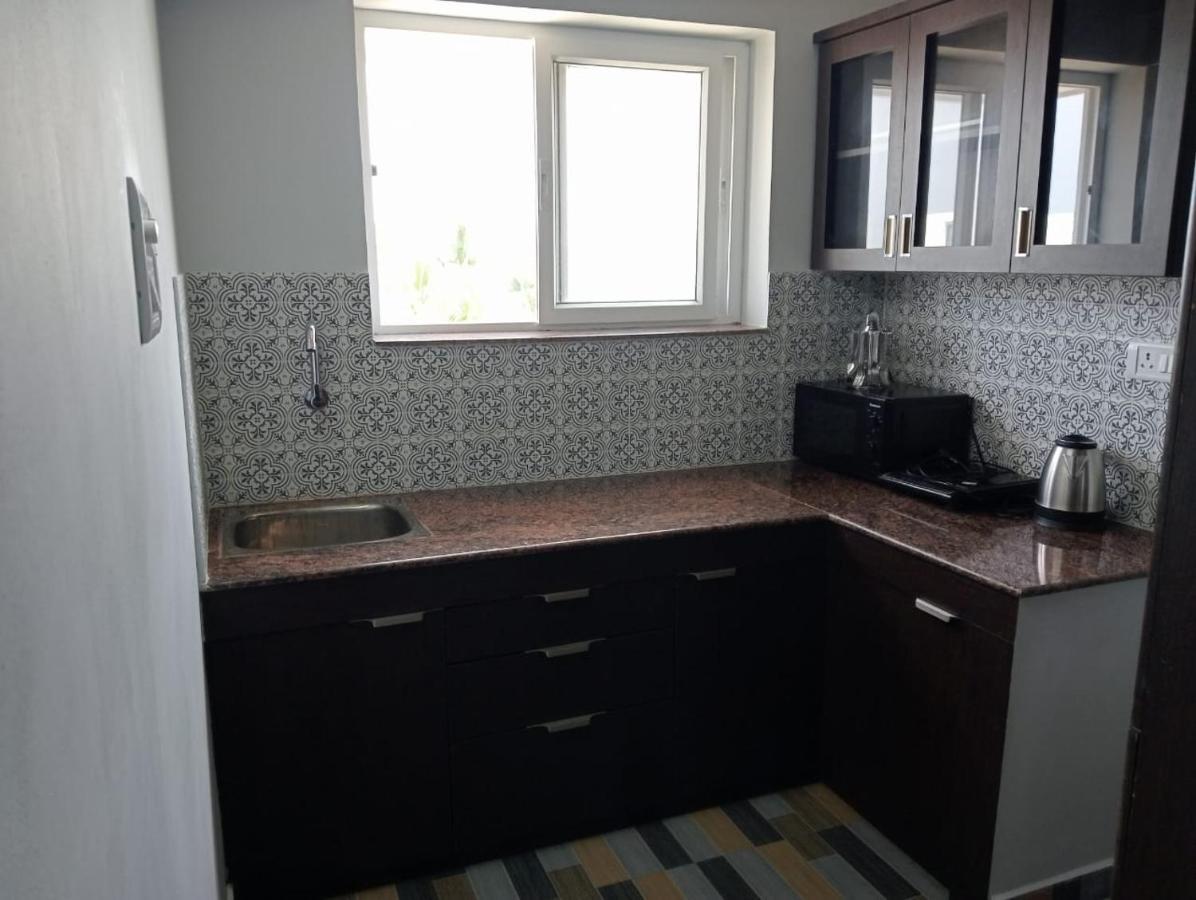 Season 4 Residences - 1Bhk Furnished Apartments Chennai Extérieur photo