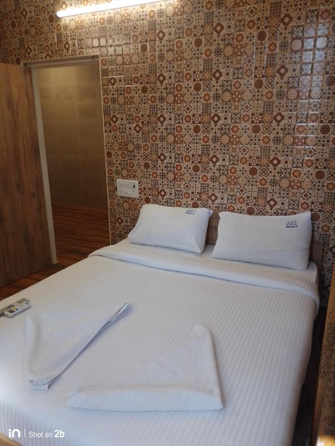 Season 4 Residences - 1Bhk Furnished Apartments Chennai Extérieur photo