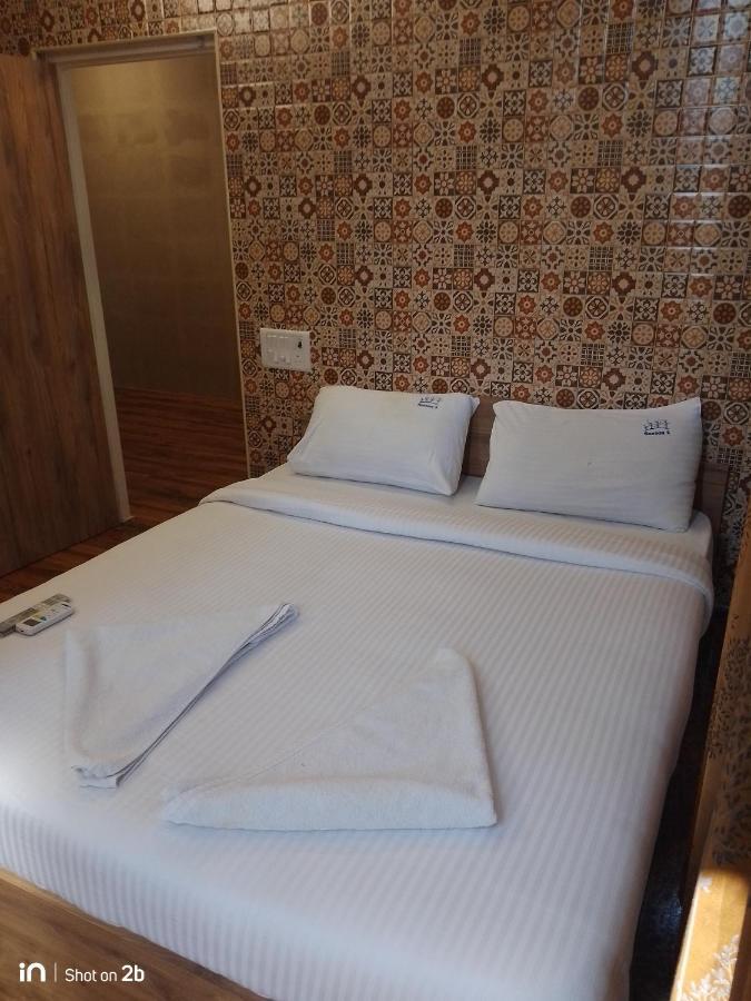Season 4 Residences - 1Bhk Furnished Apartments Chennai Extérieur photo