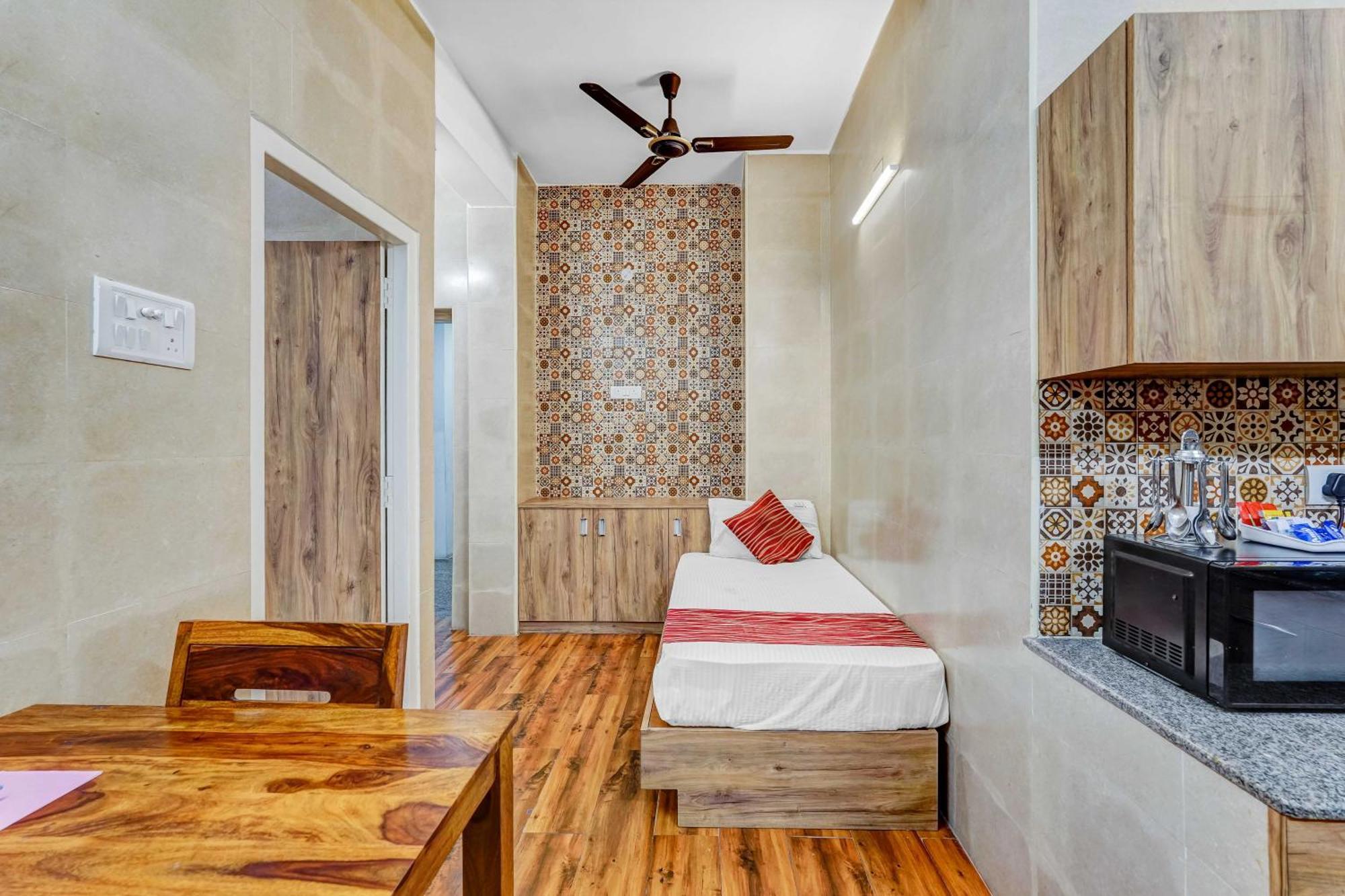 Season 4 Residences - 1Bhk Furnished Apartments Chennai Extérieur photo